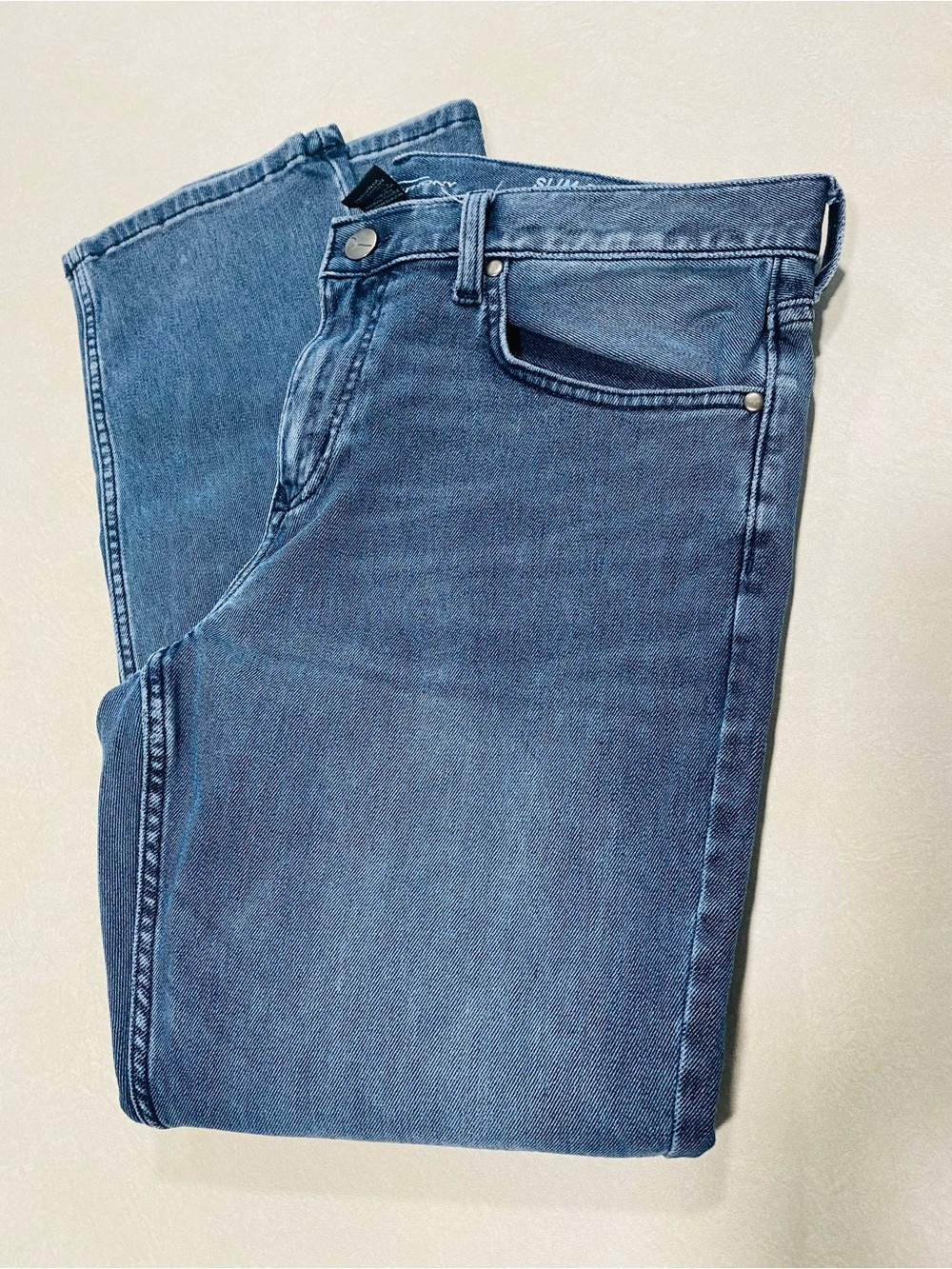 Marc Anthony Slim Jeans in Medium Blue Wash